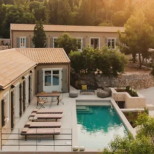  Villa F Topia