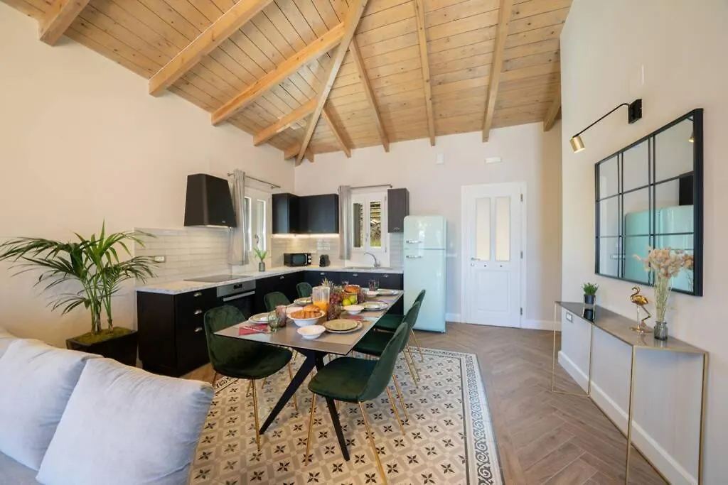 Luxury Seafront Villa Liberty With Pool In Fiskardo