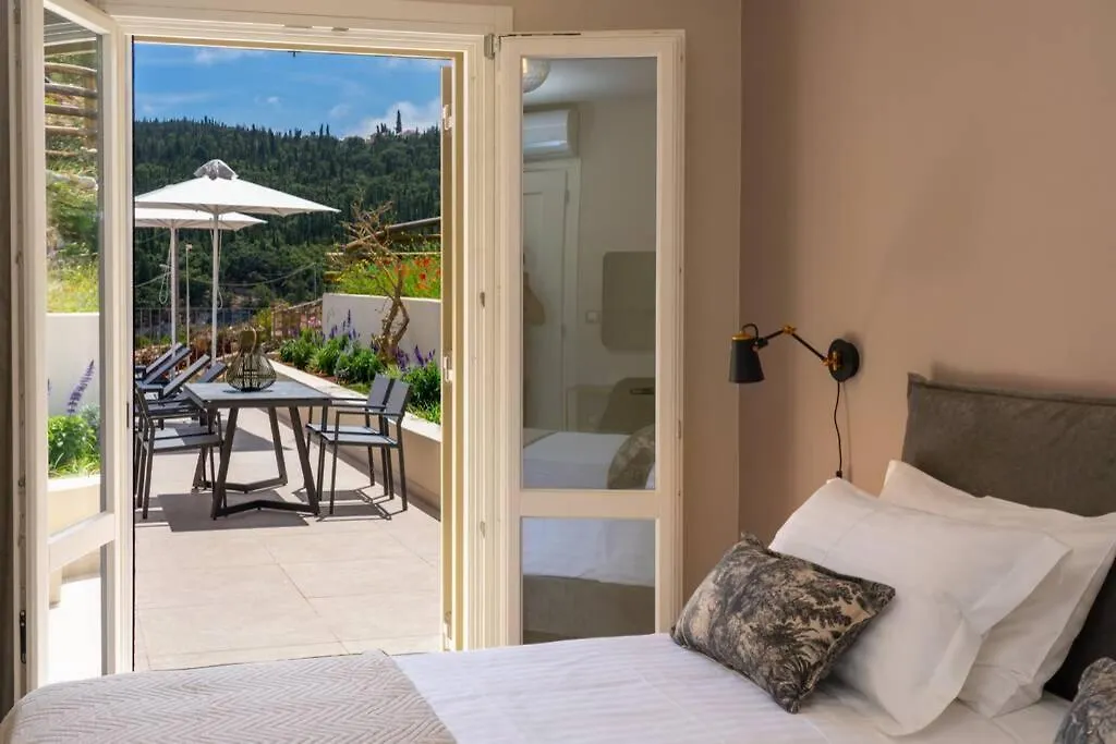 Luxury Seafront Villa Liberty With Pool In Fiskardo