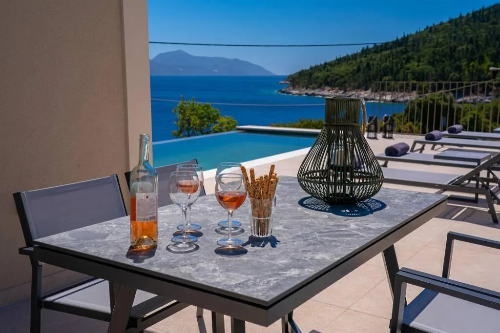 Luxury Seafront Villa Liberty With Pool In Fiskardo Greece