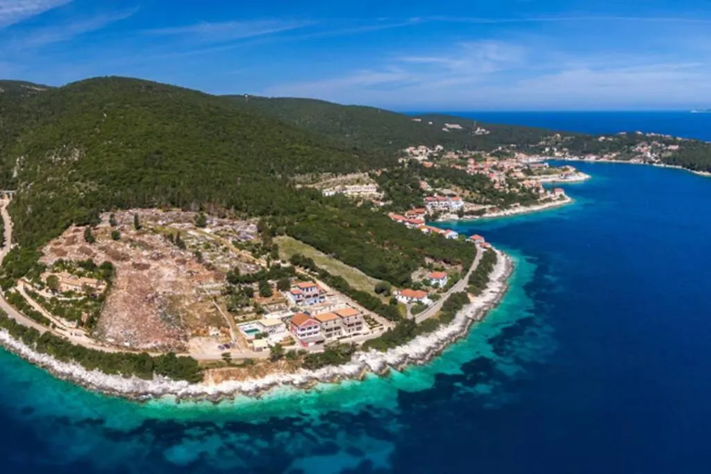 Luxury Seafront Villa Liberty With Pool In Fiskardo